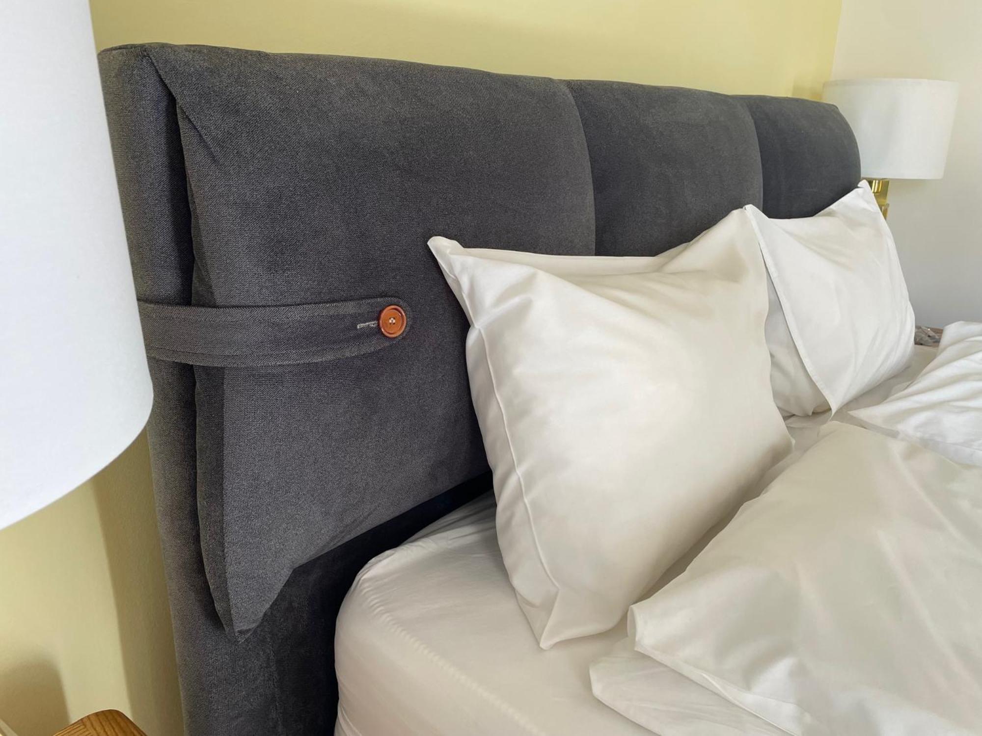 Frida Apartman, Exkluziv Varpanoramaval, A Belvaros Sziveben, Ingyenes Parkolassal Veszprem Ngoại thất bức ảnh