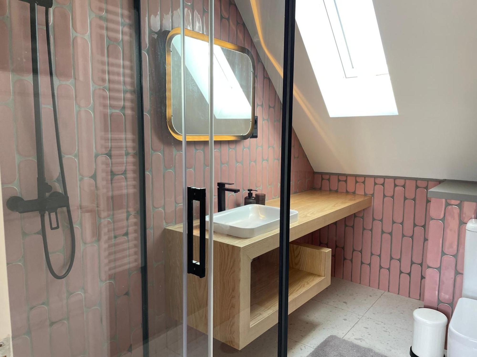 Frida Apartman, Exkluziv Varpanoramaval, A Belvaros Sziveben, Ingyenes Parkolassal Veszprem Ngoại thất bức ảnh